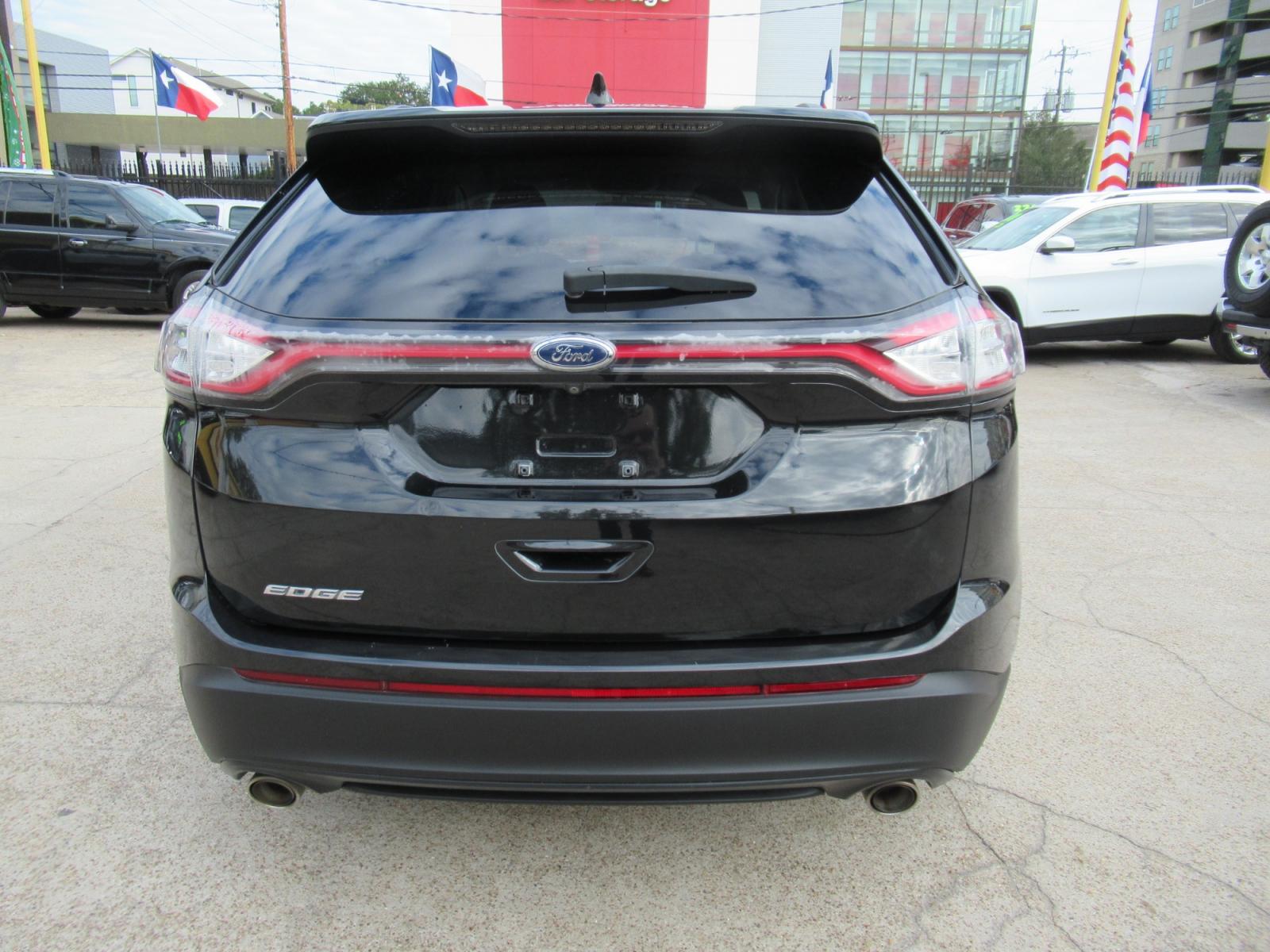 2015 Gray /Tan Ford Edge (2FMTK3G8XFB) with an 3.5 Liter V6 engine, Automatic transmission, located at 1511 North Shepherd Dr., Houston, TX, 77008, (281) 657-1221, 29.798361, -95.412560 - 2015 FORD EDGE SE VIN: 2FMTK3G8XFBB99744 2 F M T K 3 G 8 X F B B 9 9 7 4 4 4 DOOR WAGON/SPORT UTILITY 3.5L V6 F DOHC 24V GASOLINE FRONT WHEEL DRIVE - Photo #17